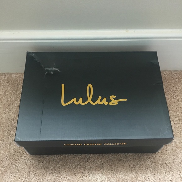 New Lulus Black Suede Ankle Strap Block Heels - Picture 7 of 7